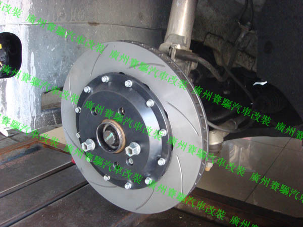 高爾夫GTI改裝紅色AP5200大四活塞作業