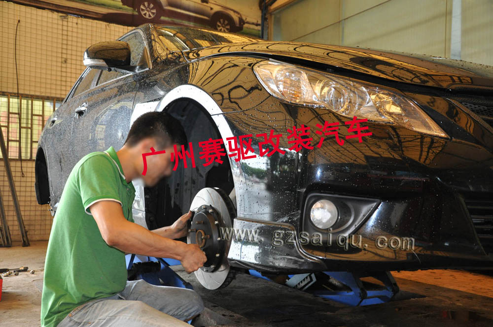 銳志剎車改裝brembo六活塞鮑魚 銳志剎車改裝brembo六活塞鮑魚