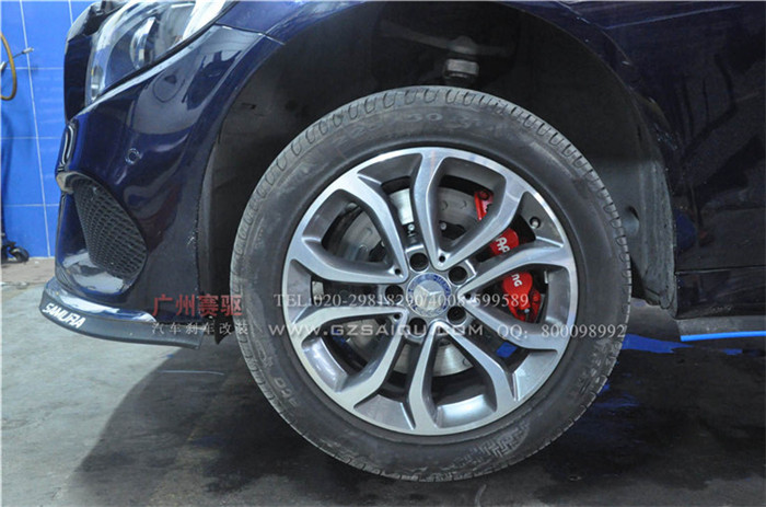 奔馳W250改裝AP剎車(chē)系統(tǒng)