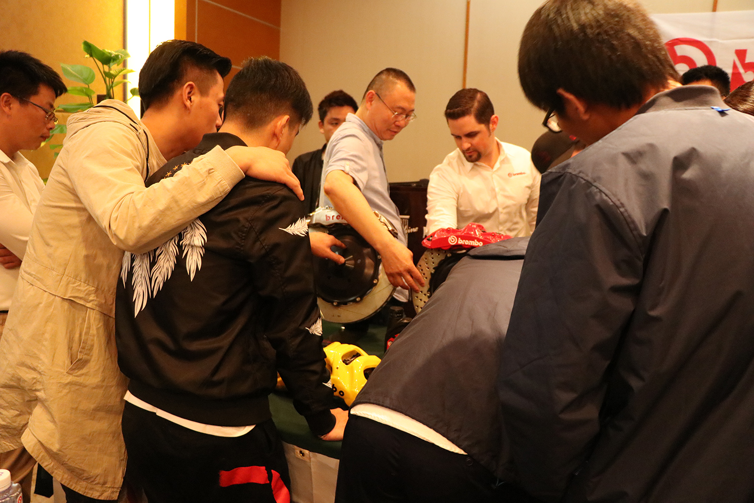 廣州賽驅有幸受邀參加意大利brembo舉辦的產品培訓 廣州賽驅有幸受邀參加意大利brembo舉辦的產品培訓