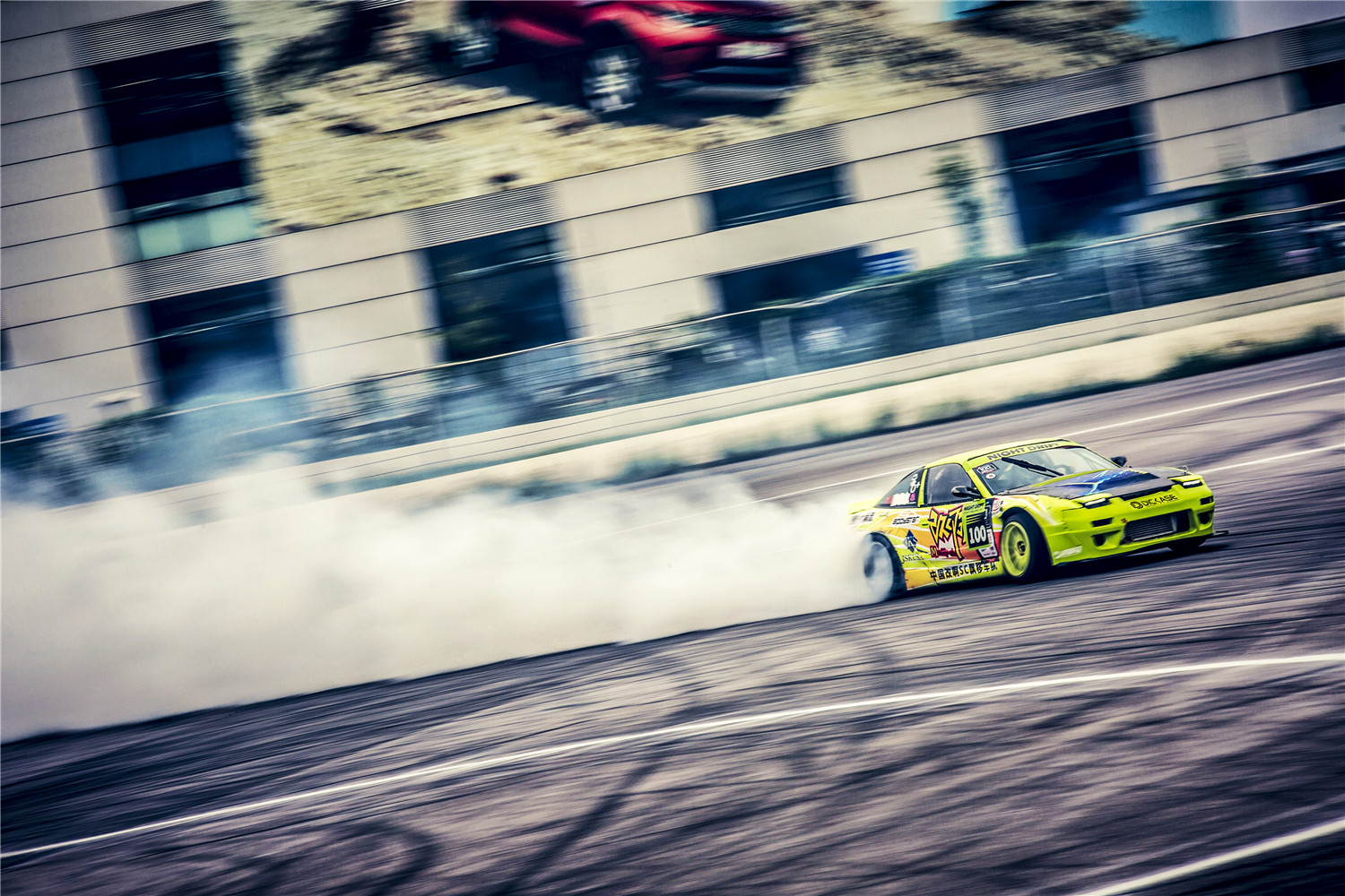 備戰北京D1漂移賽！1000匹馬力發動機