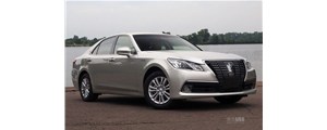 將2015年上市 國產全新豐田皇冠實車現身