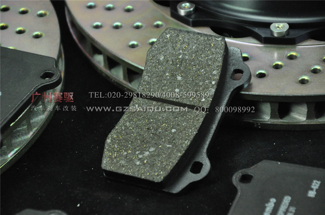 別克英朗專(zhuān)車(chē)專(zhuān)用BREMBO F40剎車(chē)套裝 英朗BREMBO 4活塞剎車(chē)鮑魚(yú)