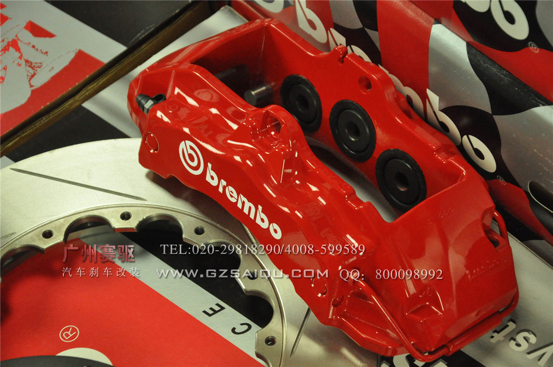 brembo 卡宴六活塞高性能剎車(chē)系統(tǒng)套件